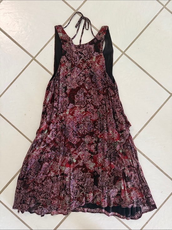 silence + noise Dresses & Skirts - Dress in Burgundy Multi Print